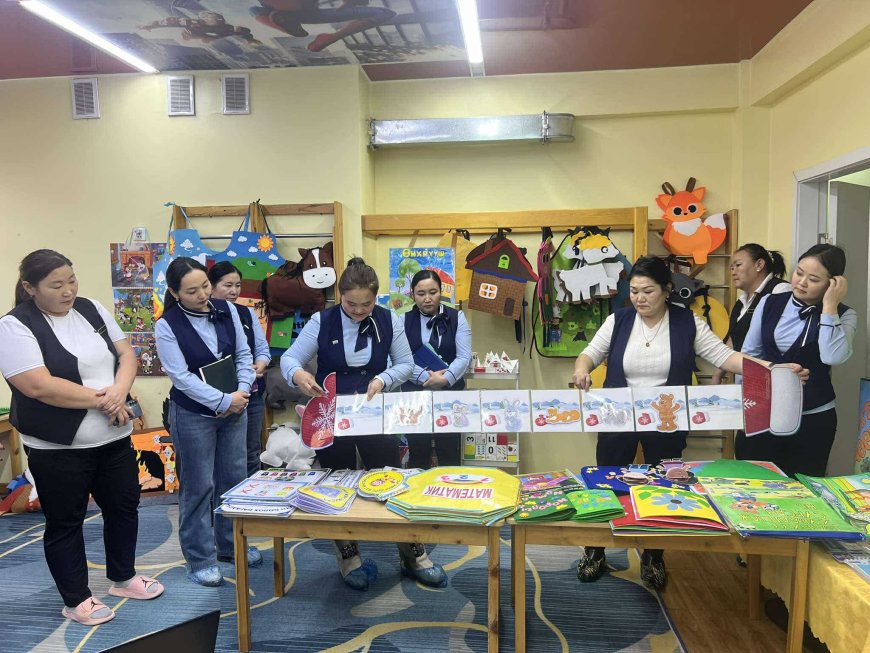 Зурагт ном төсөлт ажлын хүрээнд багш нарын бүтээл